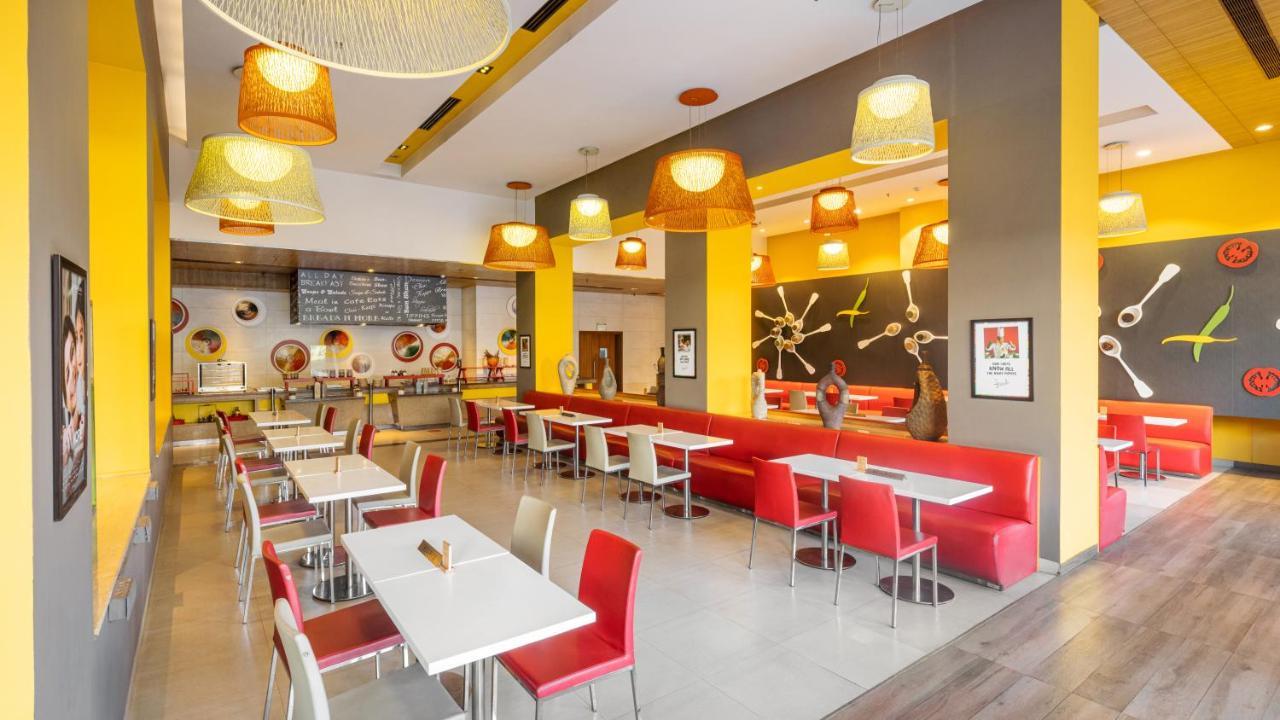 Hotel Ibis Gurgaon Golf Course Road - An Accor Brand Exterior foto
