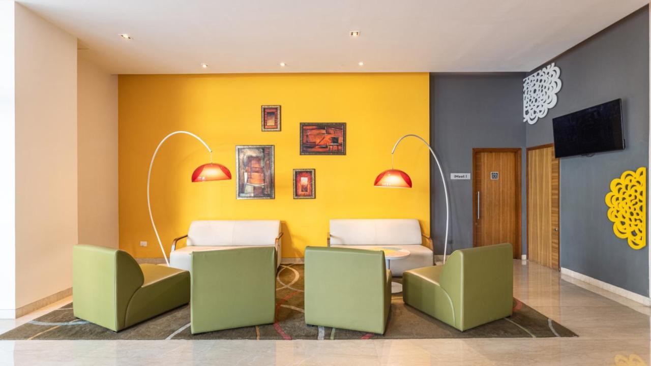 Hotel Ibis Gurgaon Golf Course Road - An Accor Brand Exterior foto