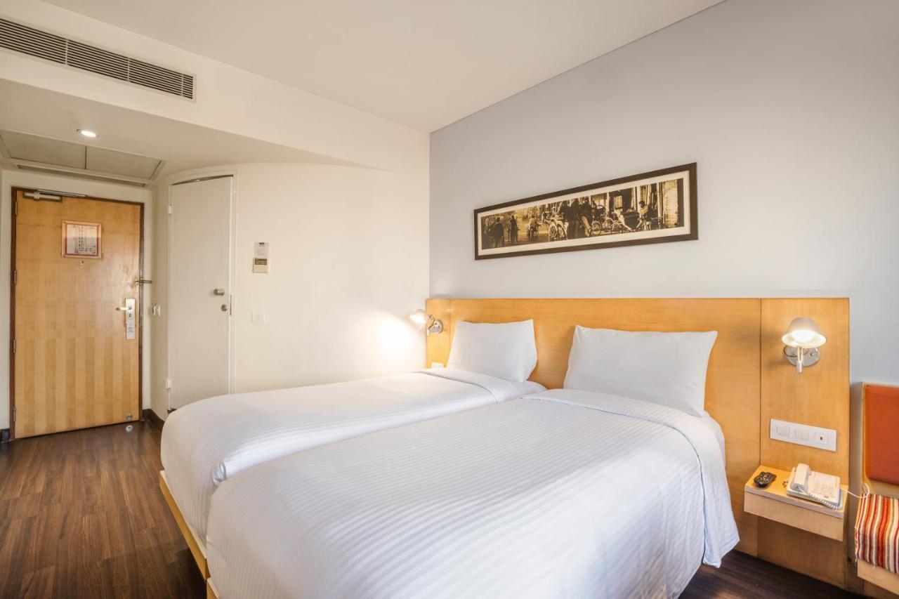 Hotel Ibis Gurgaon Golf Course Road - An Accor Brand Exterior foto