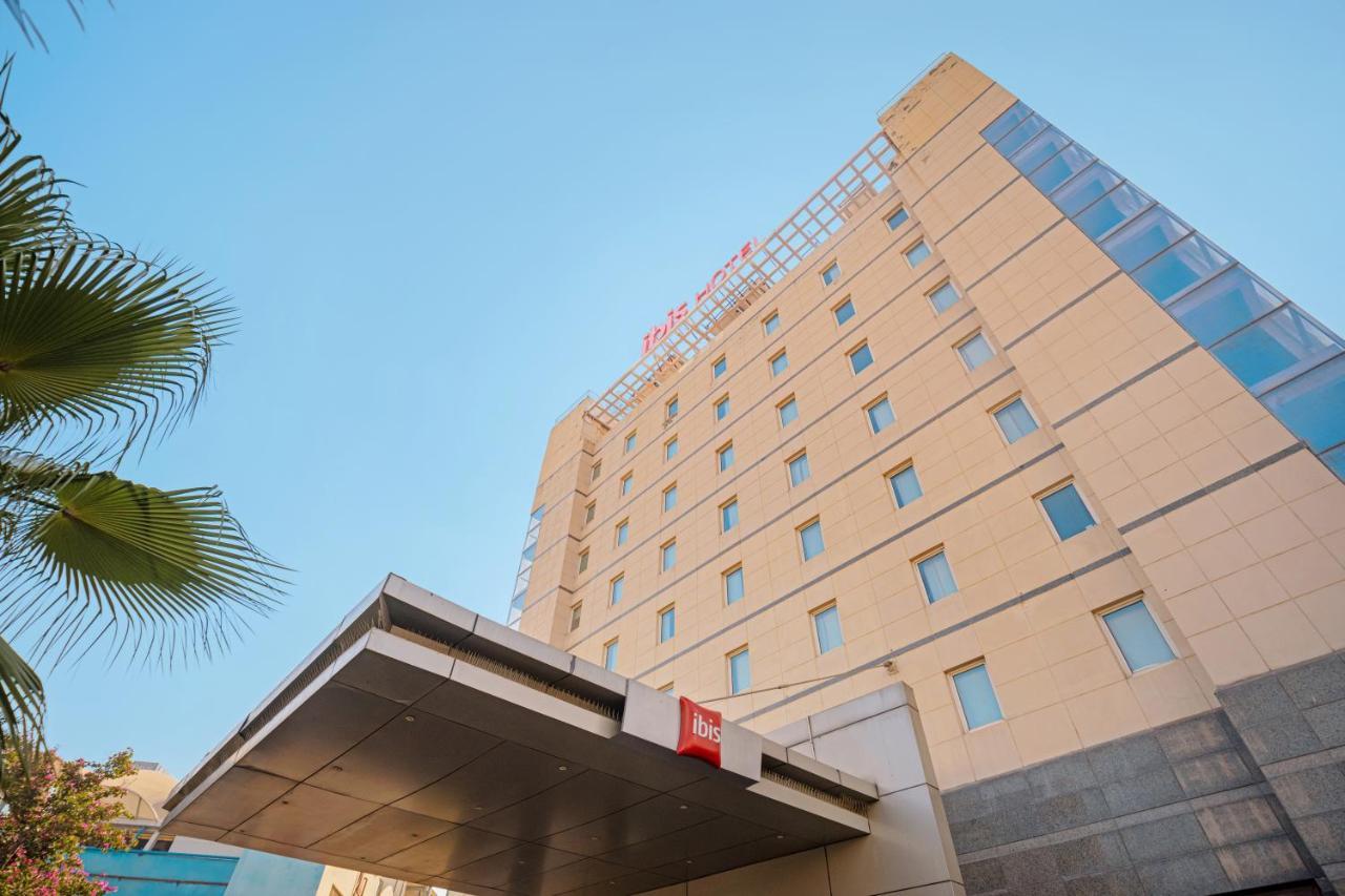 Hotel Ibis Gurgaon Golf Course Road - An Accor Brand Exterior foto